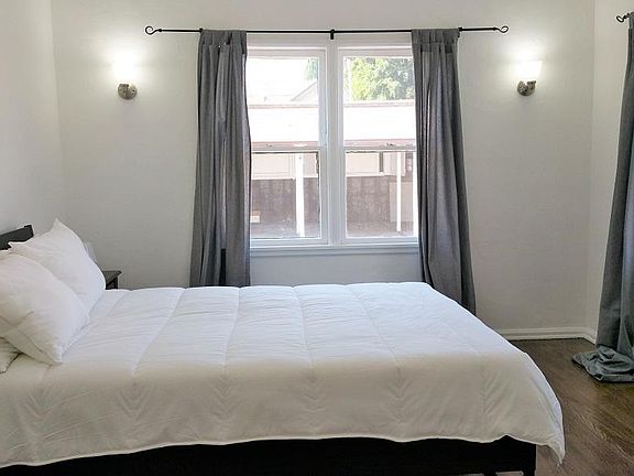 2nd image of 1219 Gordon St APT 2