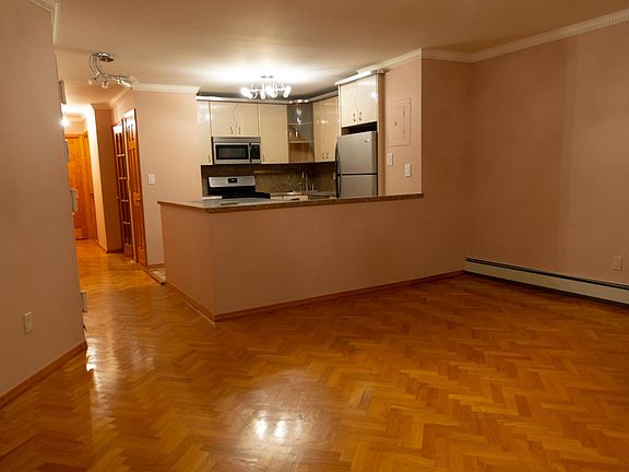 3rd image of 11A Cove Ln #1