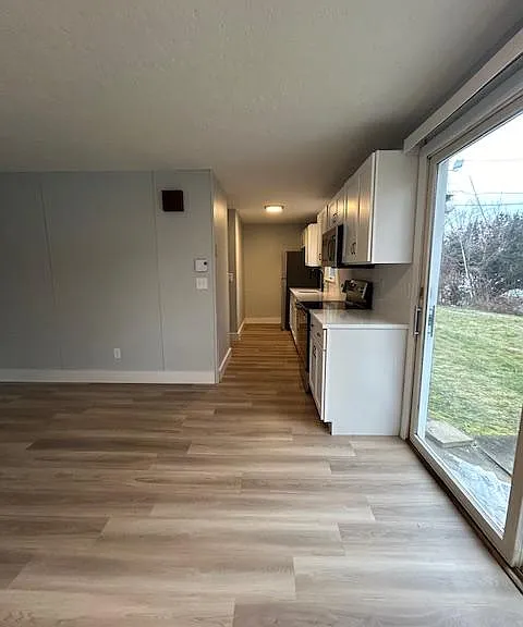 81 Maple St #0 — Photo 3