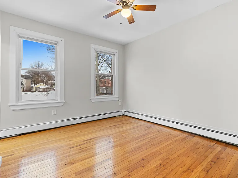 336 Madison Ave #2 — Photo 2