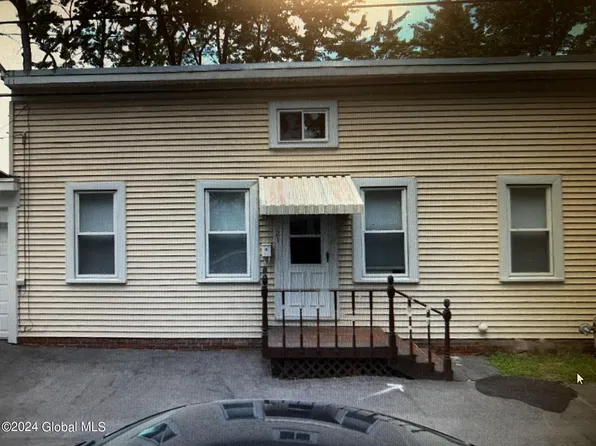 521 1st Avenue, Troy, NY 12182