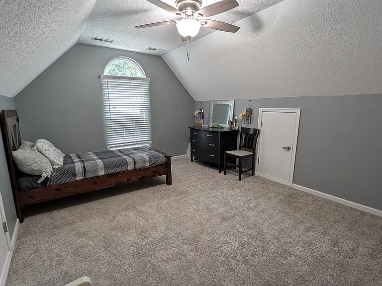 268 Carawan Ln — Photo 30