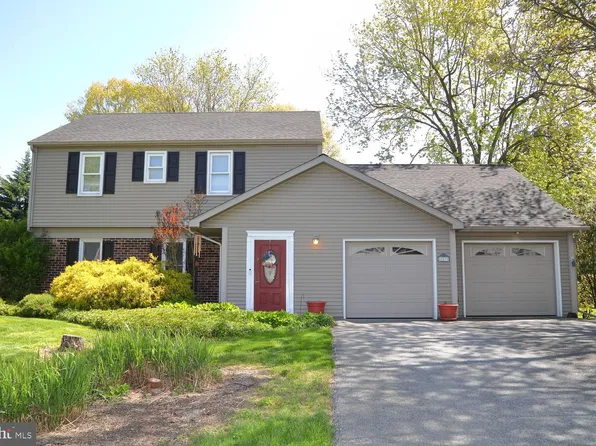 2839 Michener Dr, Lancaster, PA 17601
