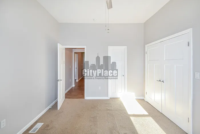 399 N Main St #2 — Photo 13