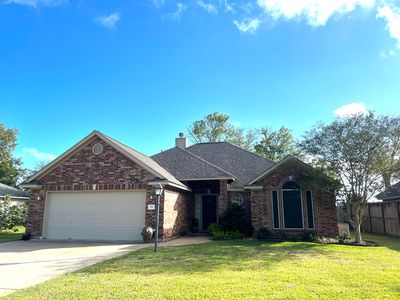 129 Washington Ave, Clute, TX, 77531