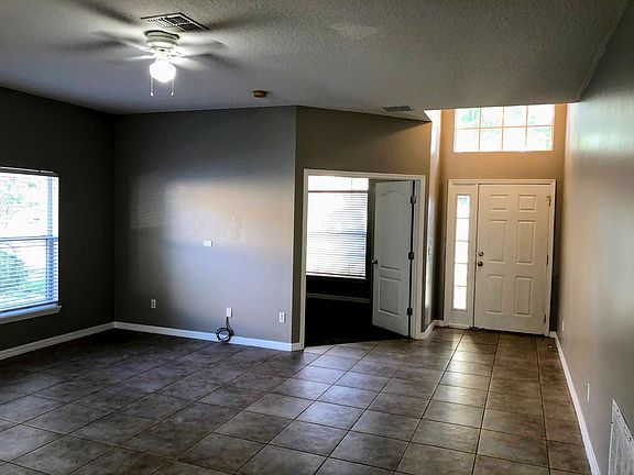 5th image of 2133 Great Falls Way