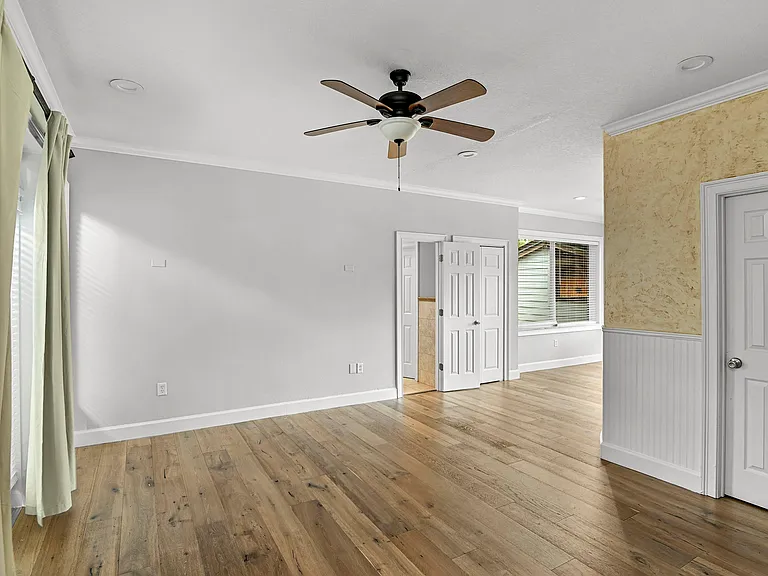 1781 Bryan Ave — Photo 14