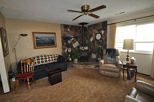 3rd image of 21102 Lynda Ln