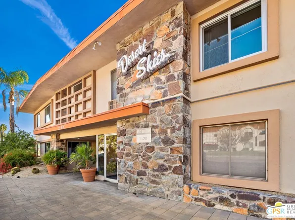 2290 S Palm Canyon Dr Unit 2, Palm Springs, CA 92264