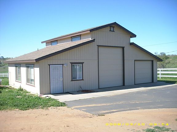 guest house / RV garage