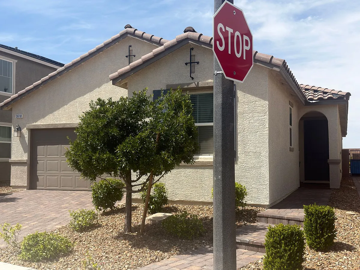 Building Photo - 3618 Tondela Ln