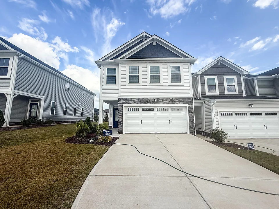 124 Kobus Ct