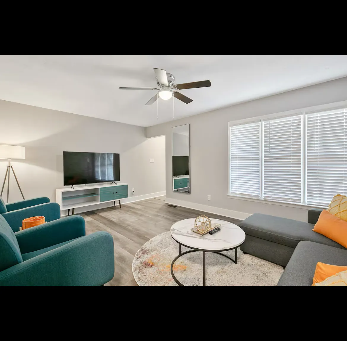 2 bed, 1100 sqft, $1,150 — Photo 1