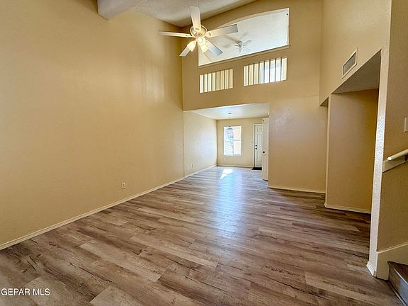 3rd image of 14152 Tierra Morena Dr