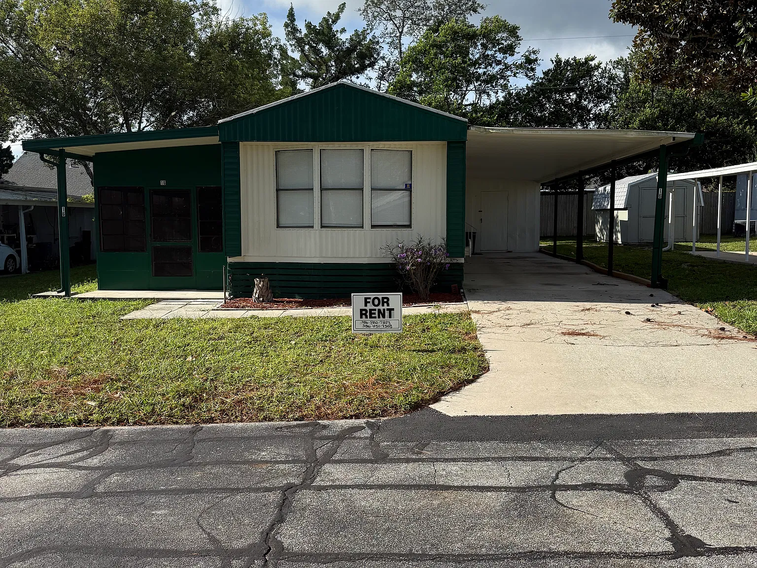 1450 Madeline Ave — Photo 1