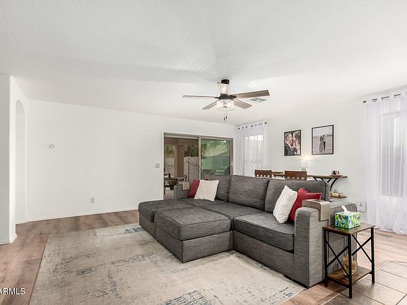 5th image of 851 E BRADSTOCK Way