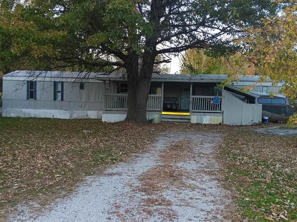 357 Gentlemen Pl, Cloverdale, IN 46120