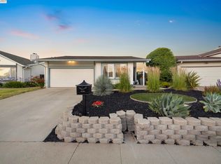 1370 Swallowtail Rd, Concord, CA 94521