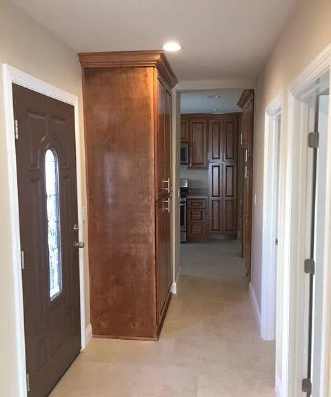 INTERIOR BACK DOOR