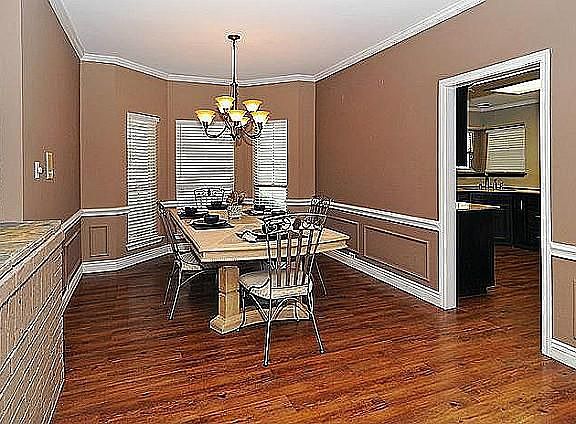 3rd image of 4007 Bowden Hill Ln E