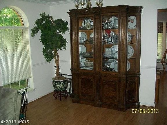 4th image of 13100 Grand View Ct