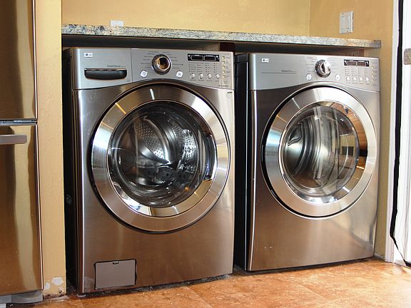 Front loading washer/dryer