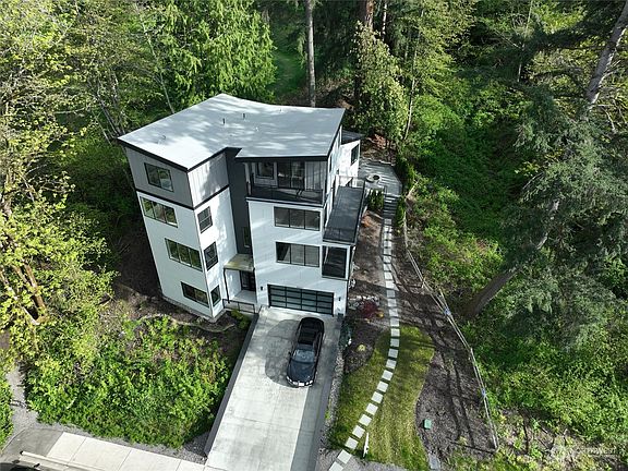 5th image of 8641 NE 169th Street
