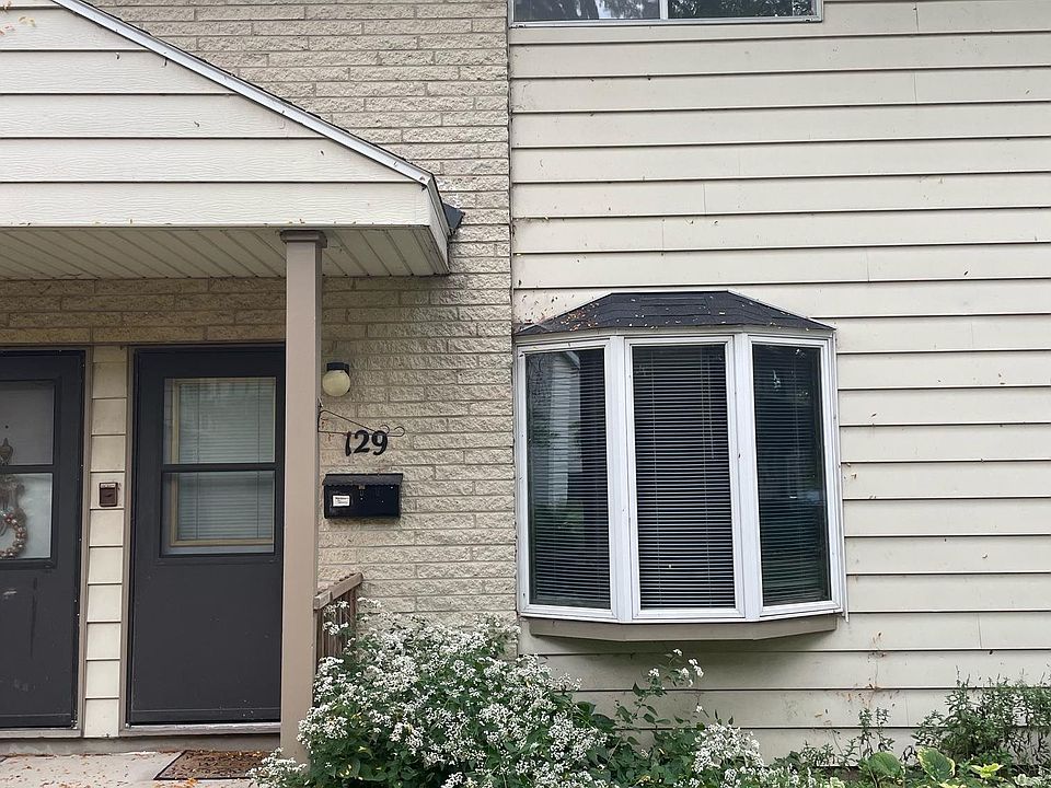 1st image of 129 S Lakewood Gardens Ln