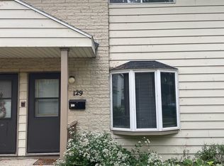 129 S Lakewood Gardens Ln, Madison, WI 53704