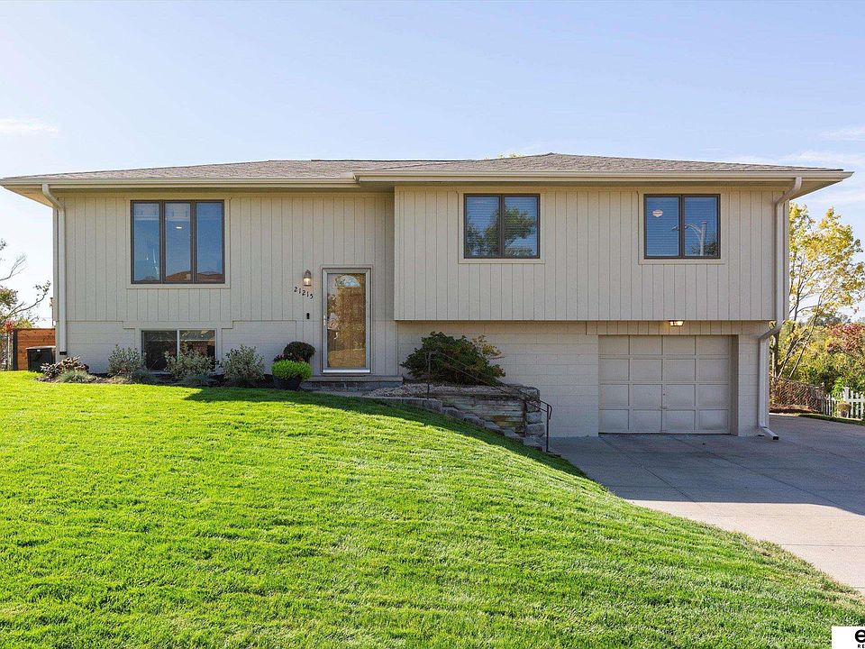 1st image of 21215 Appaloosa Dr