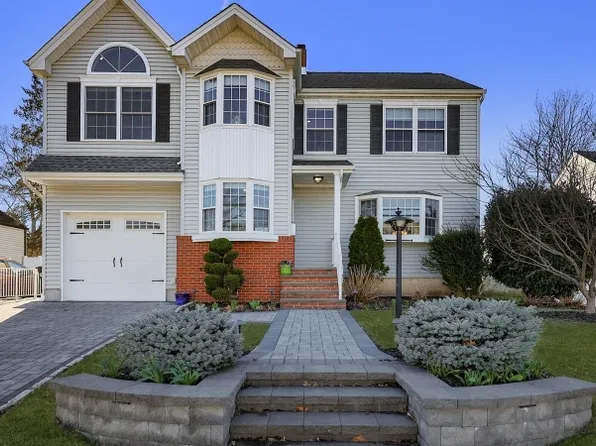 17 Columbia Ave, Kenilworth Boro, NJ 07033