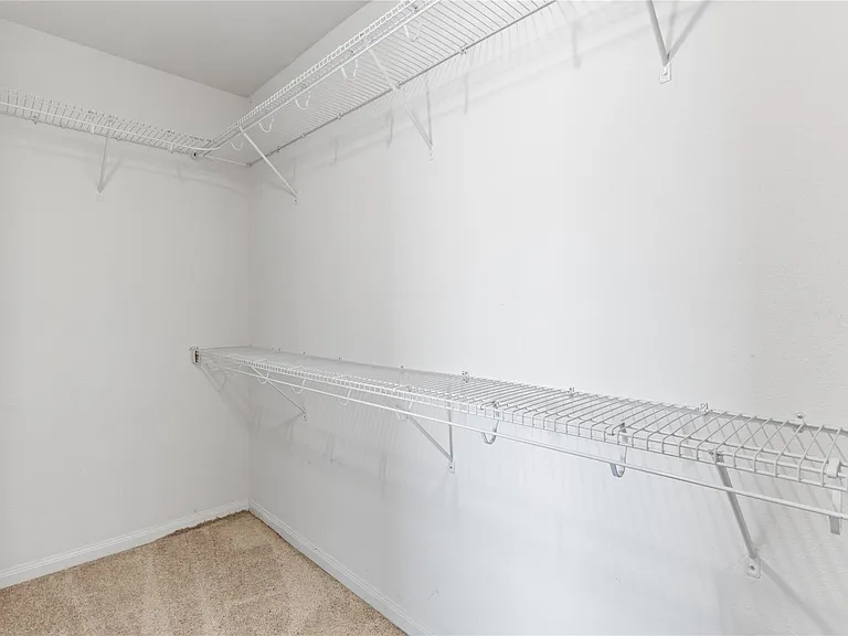 11017 Panther Ct — Photo 31
