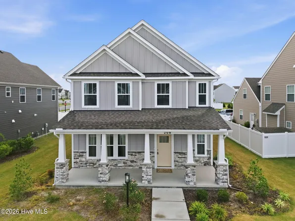 208 Ryker Rd E, Moyock, NC 27958