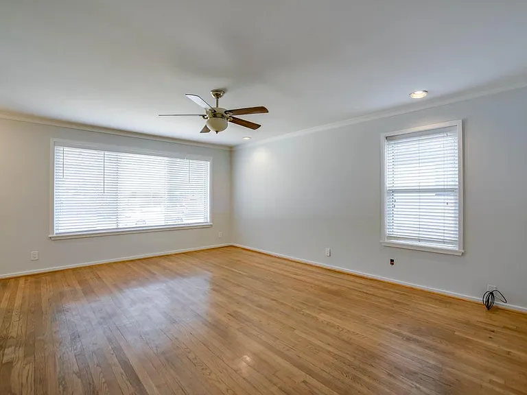 2140 Springhill St — Photo 11