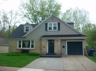 206 N 5th Ave, Wausau, WI 54401
