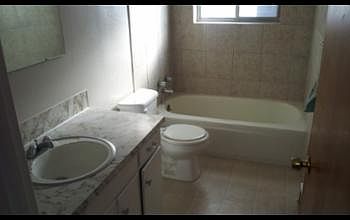 4th image of 1080 Garfield St