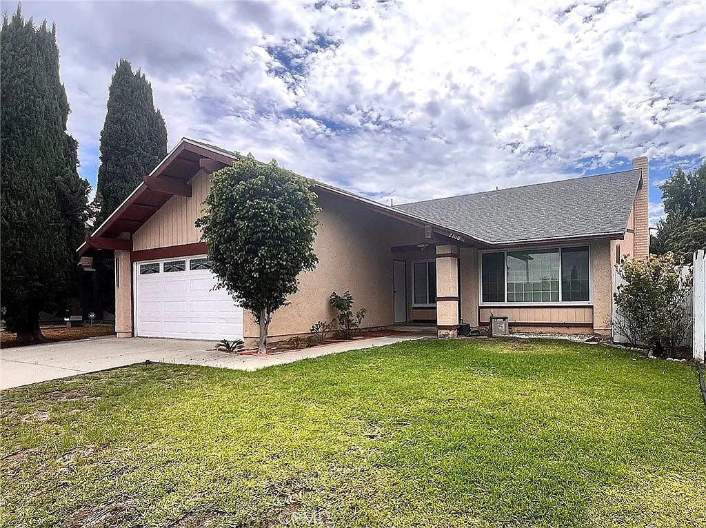 4 bed, 1812 sqft, $3,900 — Photo 1