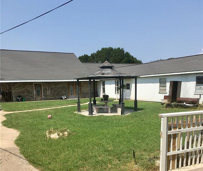 1st image of 147 County Road 1813