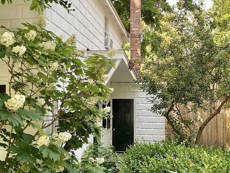 33 Mill St #1 — Photo 10
