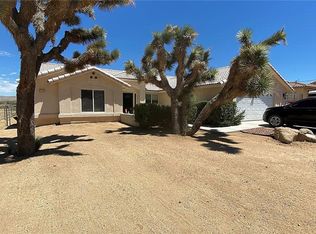8381 Elk Trl, Yucca Valley, CA 92284