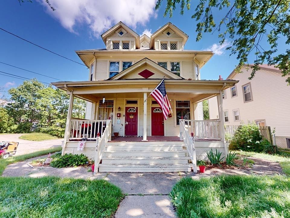 1st image of 2746 Norwood Ave