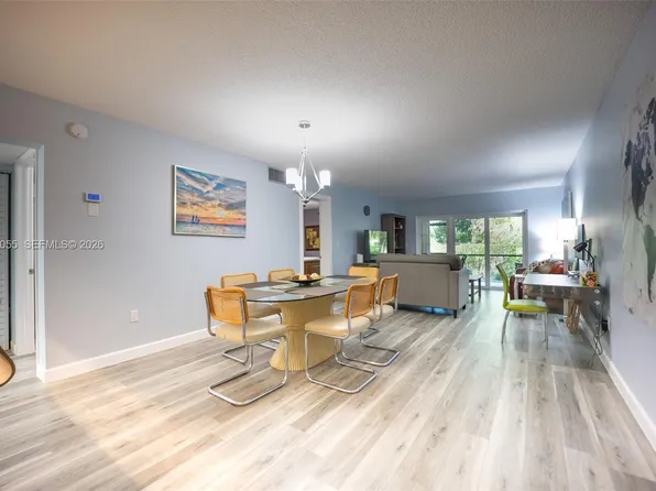 4000 Crystal Lake Dr APT 114, Pompano Beach, FL 33064