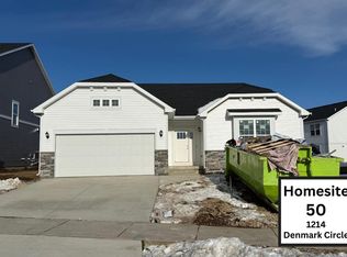 1214 Denmark Cir #50, Oregon, WI 53575