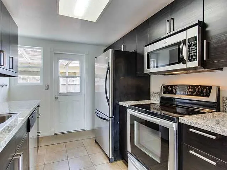 7855 Rancho Fanita Dr #A — Photo 5