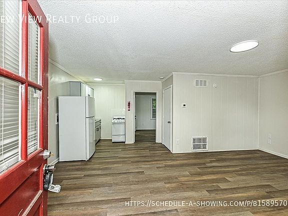 2nd image of 595 Betty St APT 9