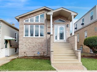 2823 N 73rd Ct, Elmwood Park, IL 60707