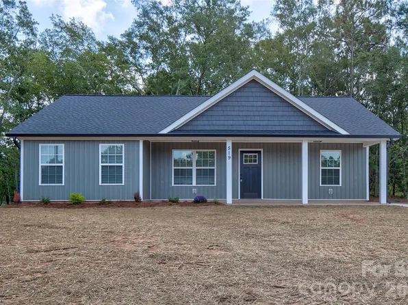 519 S 3rd St, McBee, SC 29101