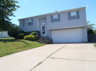4146 Amherst Rd, Erie, PA 16506