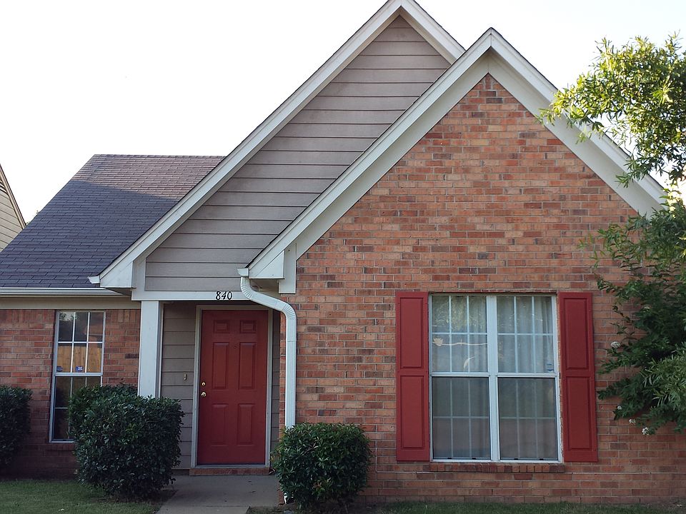 1st image of 840 We Ross Pkwy