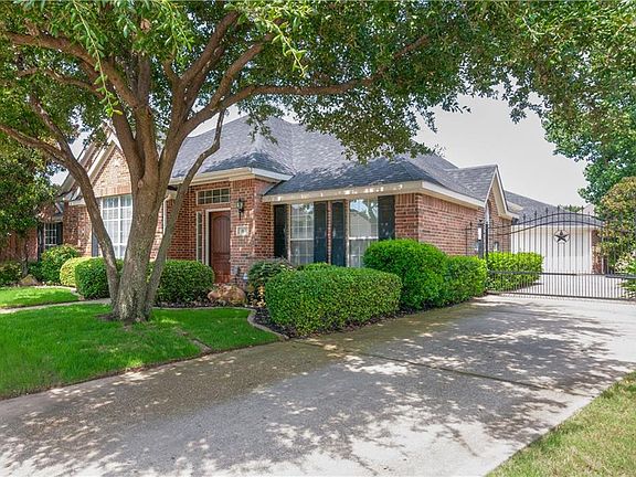 2nd image of 303 Parkview Dr